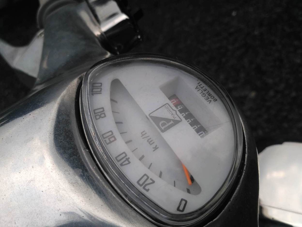 Vespa 90SS Stainless Steel – rear angle
